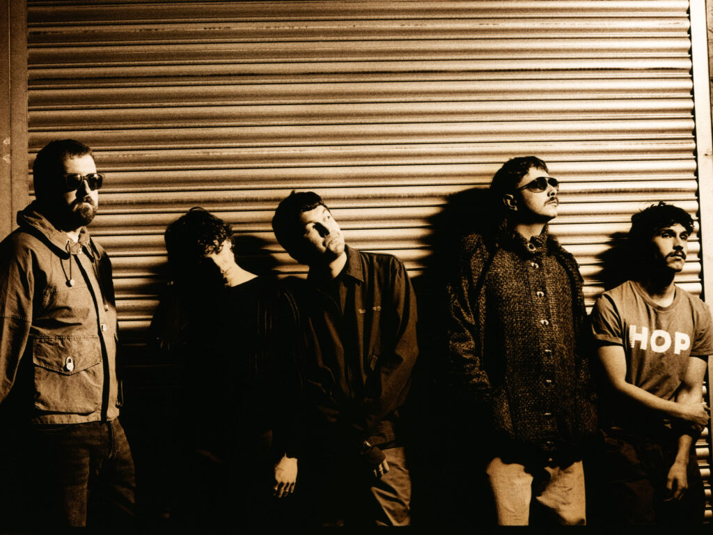 Gurriers (IRE) + Enola Gay (UK) in Groningen