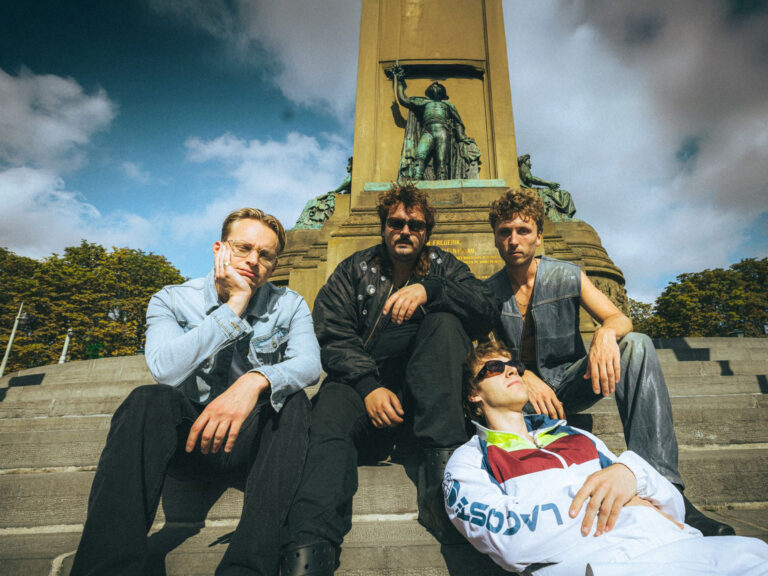 Wodan Boys + Badminton — Muziek in Groningen
