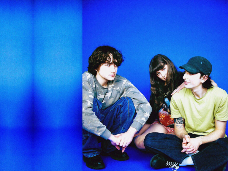 Golomb (USA) + support — Muziek in Groningen
