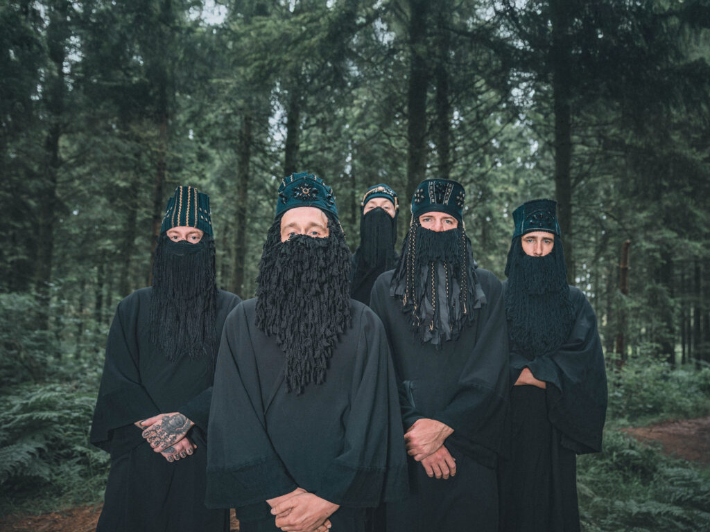 Wyatt E. (BEL) + An Evening With Knives (NL) in Groningen