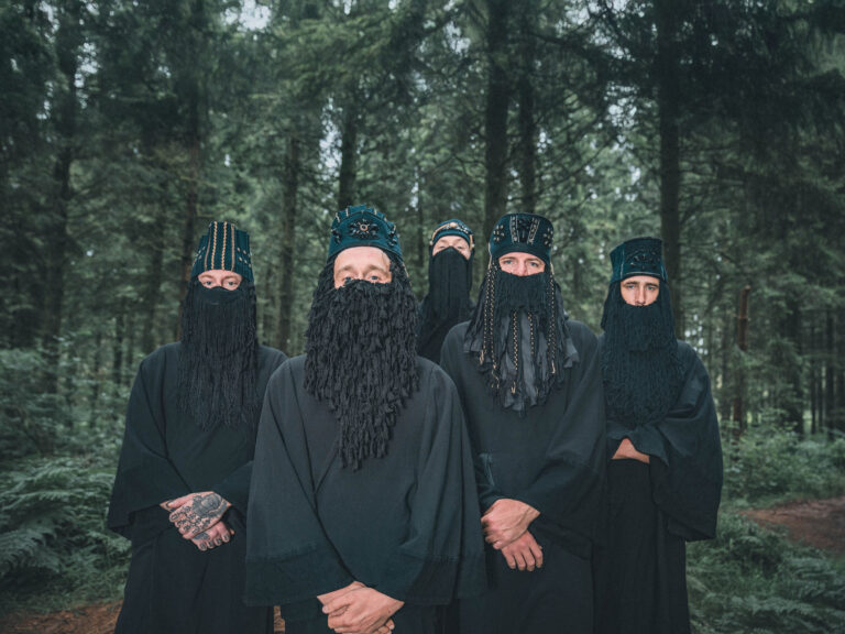 Wyatt E. (BEL) + An Evening With Knives (NL) — Muziek in Groningen