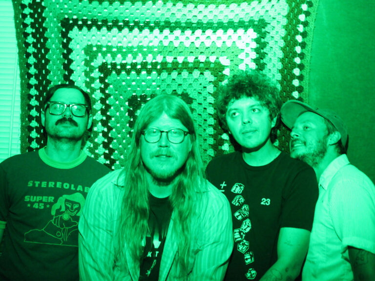 Holy Wave (USA) + support — Muziek in Groningen