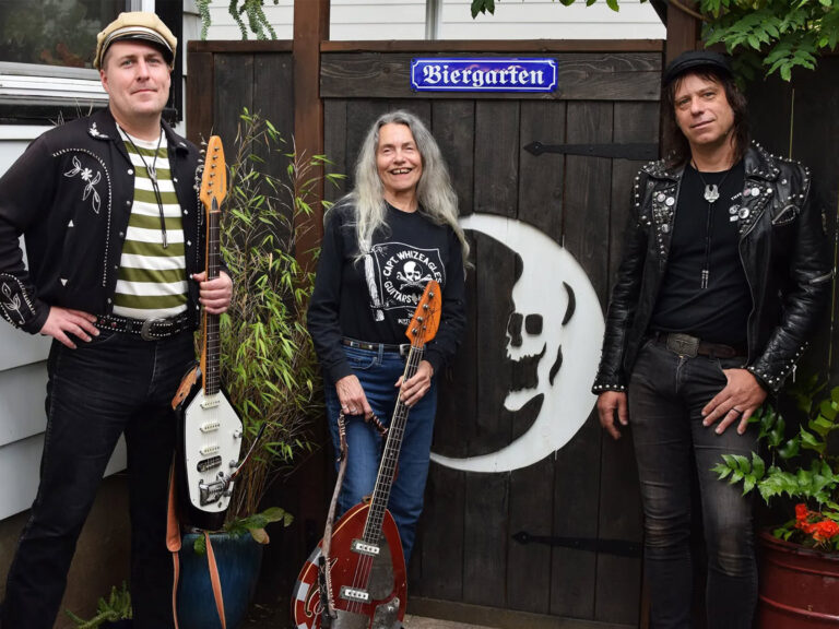 Dead Moon Night: Toody Cole and her Band (USA) + Jenny Don’t & the Spurs — Muziek in Groningen