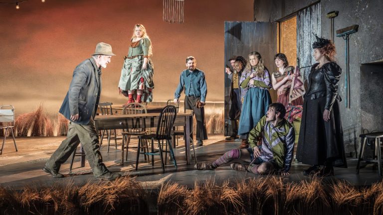National Theatre Live: The Playboy of the Western World — Markt in Groningen