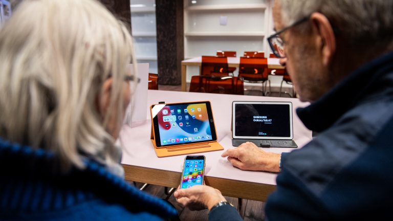 Inloopspreekuur: eerste hulp bij smartphone, tablet, laptop en computer — Community in Groningen