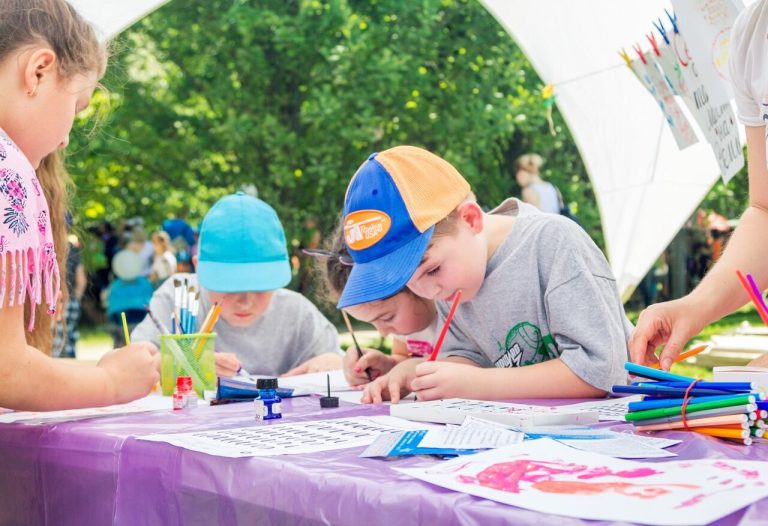 Zomerfestival in Limbusland — Festival in Groningen